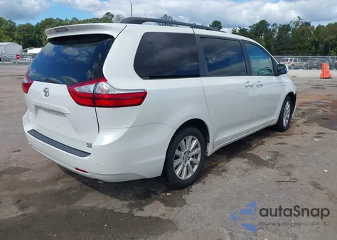 2017 Toyota Sienna Xle 7 Passenger z USA, uszkodzony, nr VIN 5TDDZ3DC8HS162481